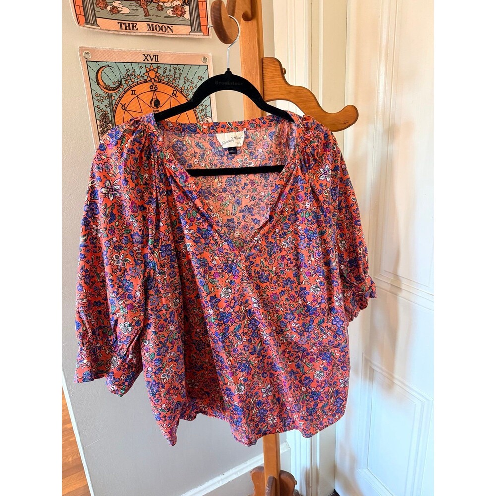 Universal Thread 3/4 sleeve blouse